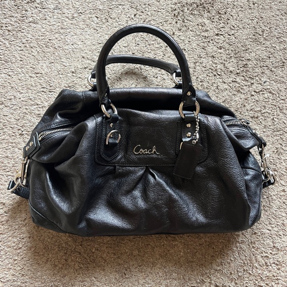 Super trendy 2000s coach mini duffel hand bag - Picture 1 of 3
